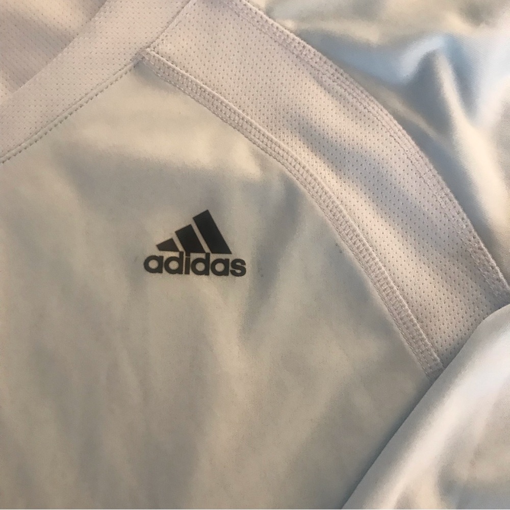 Adidas top - Picture 2 of 2